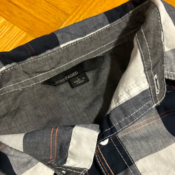 Men’s Straight Faded Shirt - Picture 4 of 6